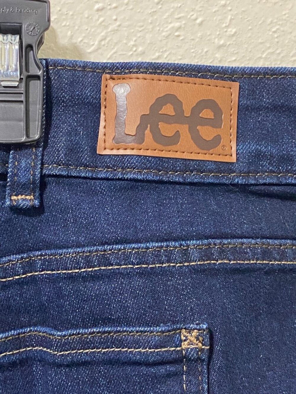 Lee Legendary Plus Straight Leg Jeans Women 28W Mid Rise Dark Blue NWT - Picture 5 of 13